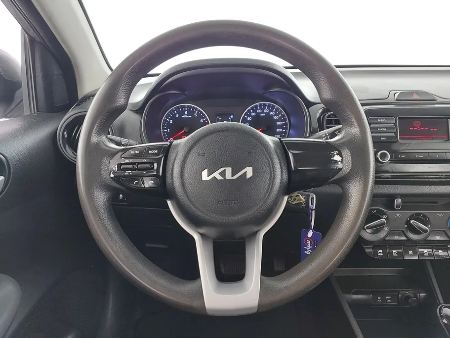 2022 Kia Pegas LX 