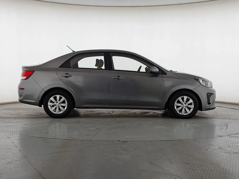 2022 Kia Pegas LX 