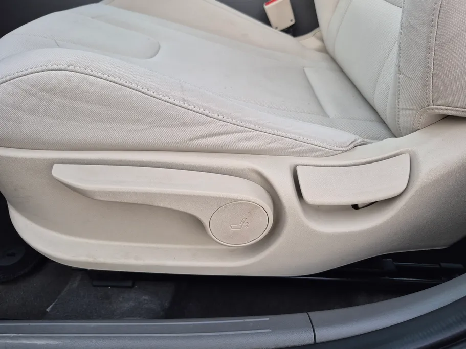 2023 Hyundai Elantra Fleet 