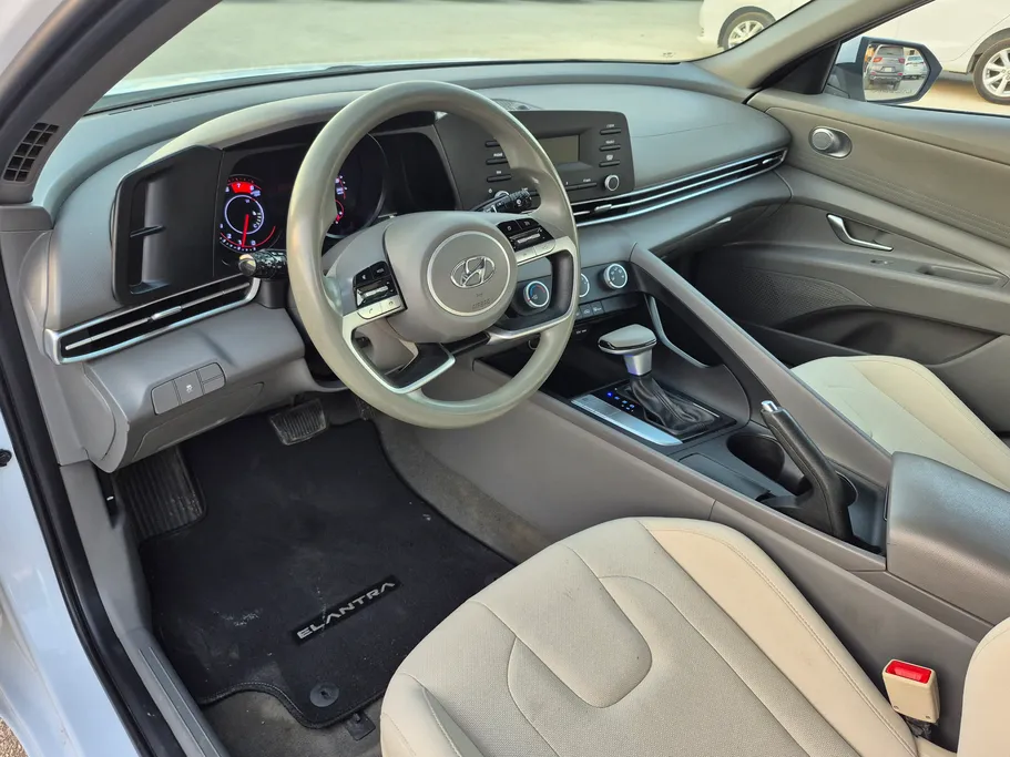 2023 Hyundai Elantra Fleet 