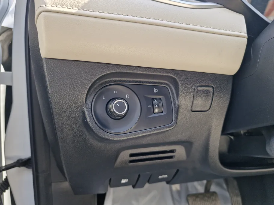 2023 MG 5 STD 