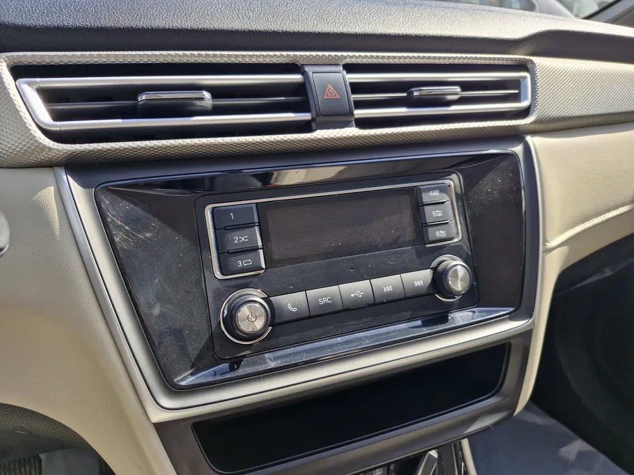 2023 MG 5 STD 