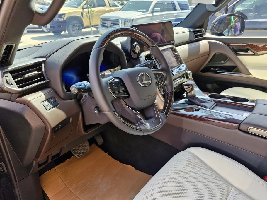 2025 Lexus LX 600 BB Elite 