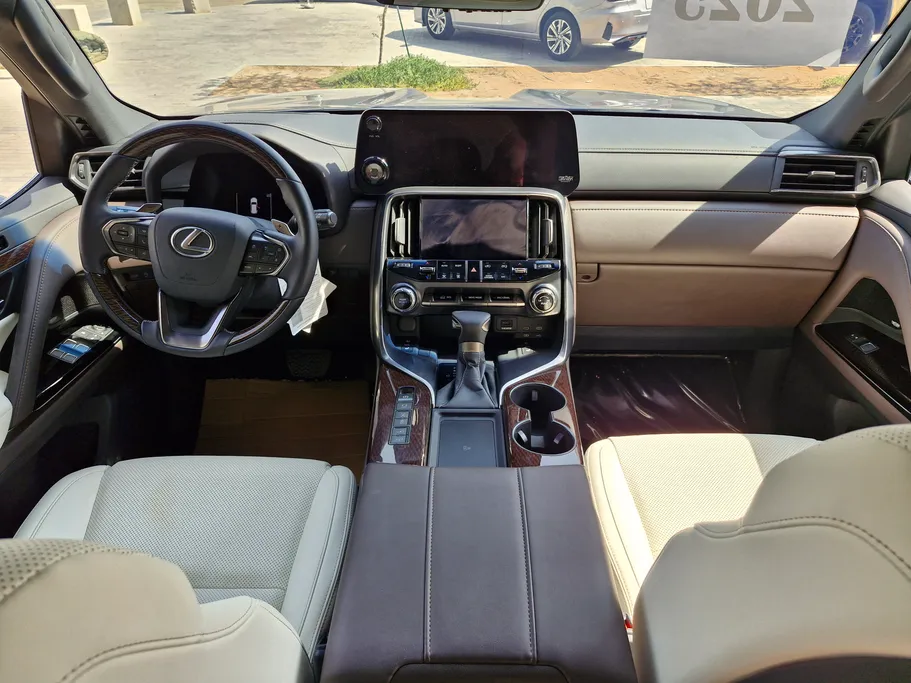 2025 Lexus LX 600 BB Elite 