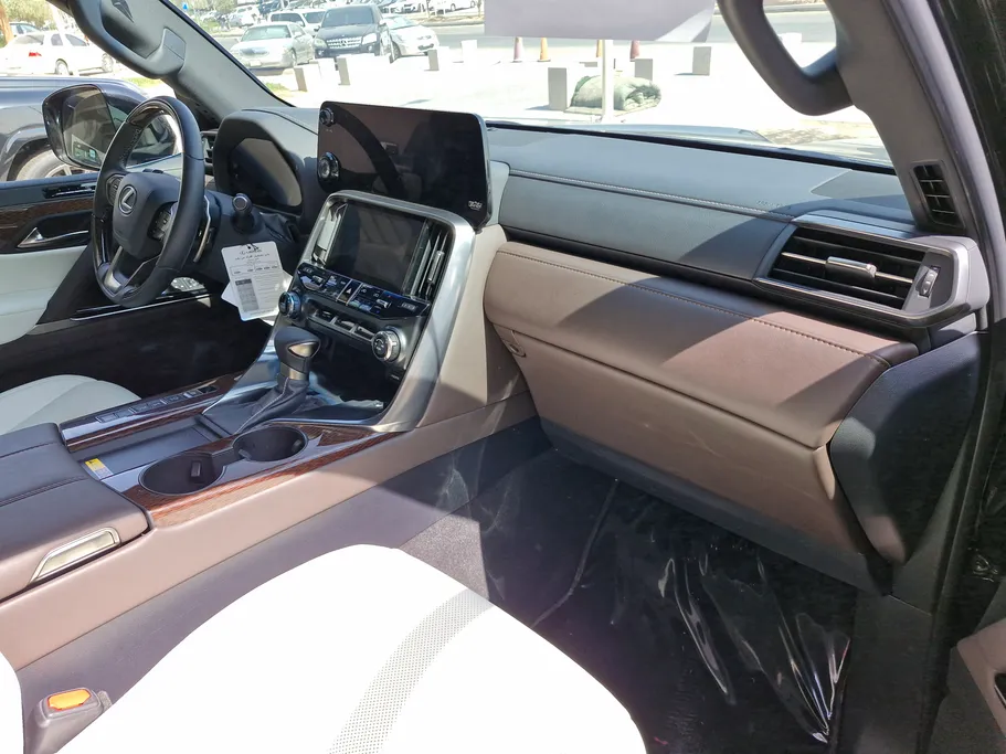 2025 Lexus LX 600 BB Elite 