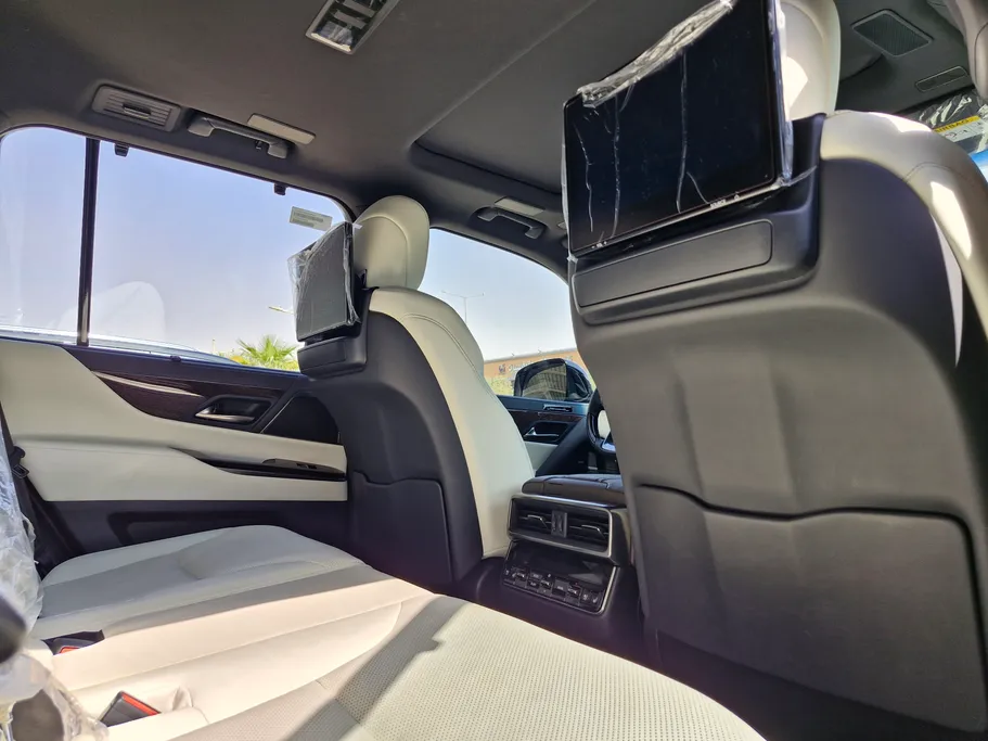 2025 Lexus LX 600 BB Elite 