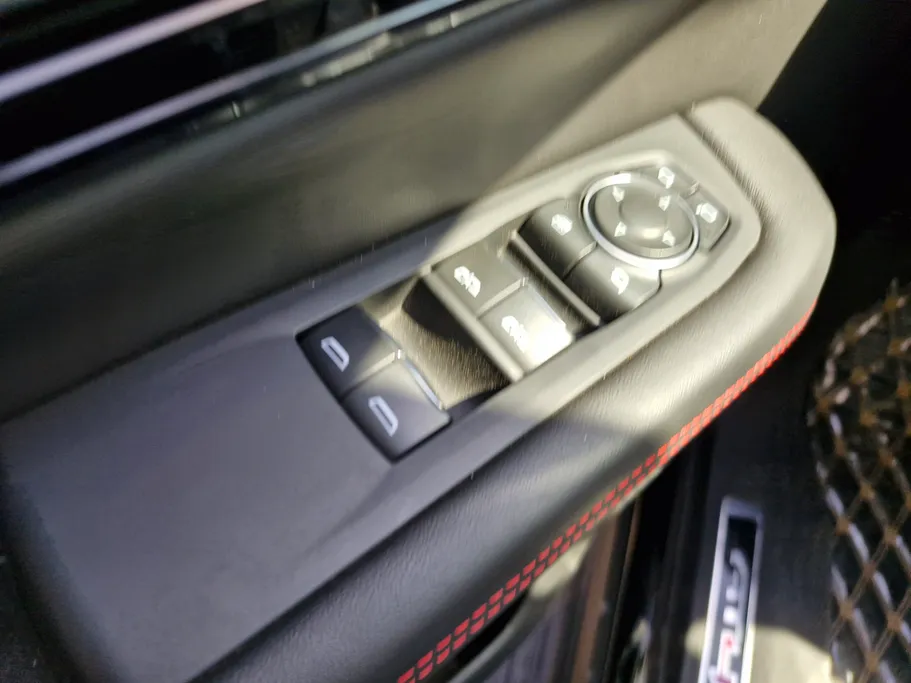 2025 GMC Yukon AT4 