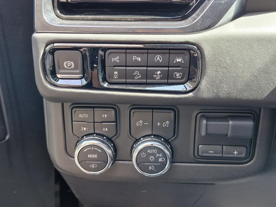 2025 GMC Yukon AT4 
