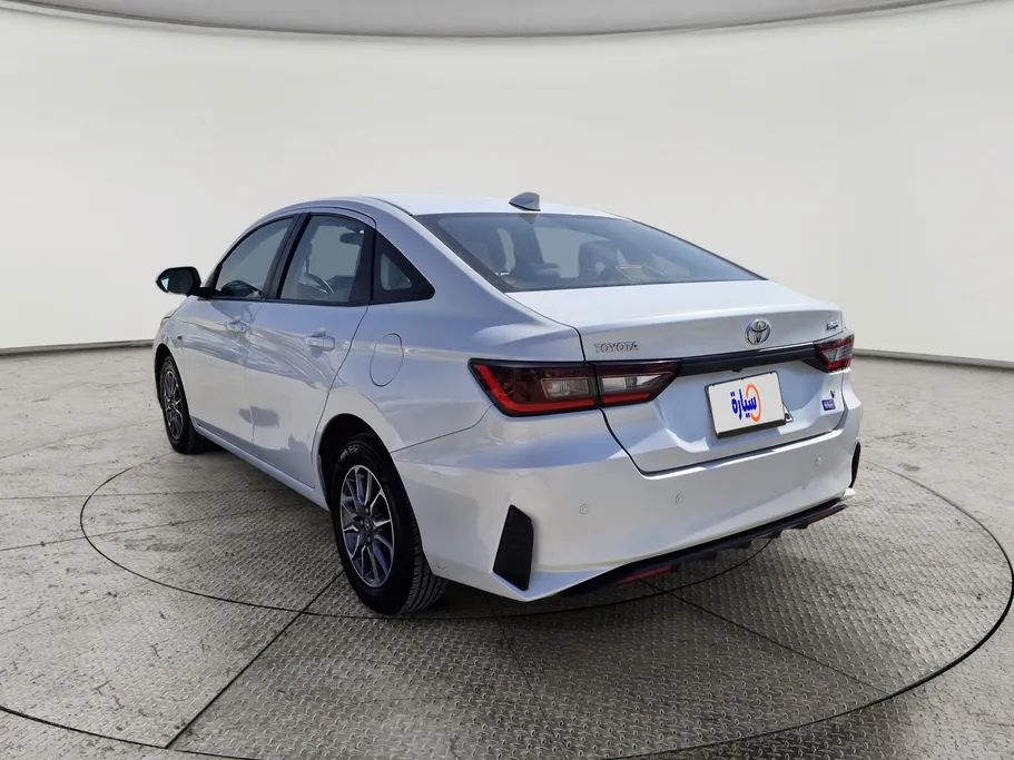 2023 Toyota Yaris  Y 
