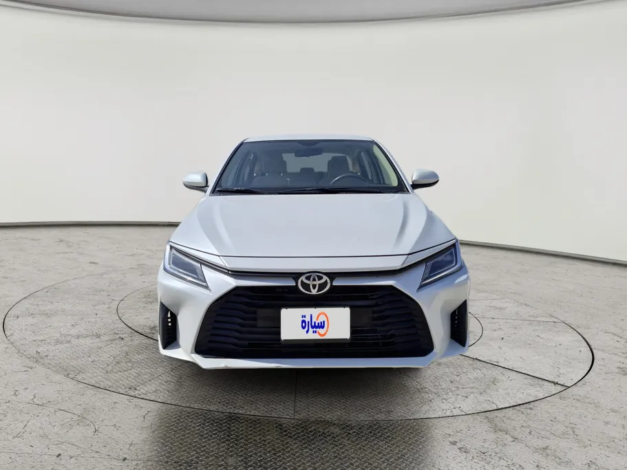 2023 Toyota Yaris  Y 