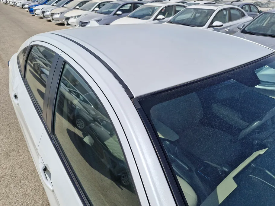 2023 Toyota Yaris  Y 