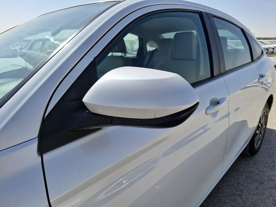 2023 Toyota Yaris  Y 