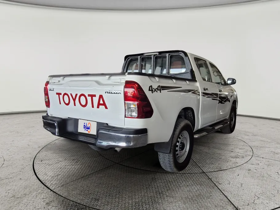 2022 Toyota Hilux DLX 