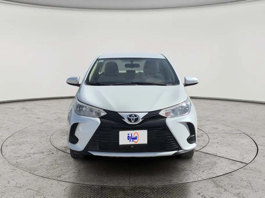 2022 Toyota Yaris  Y 