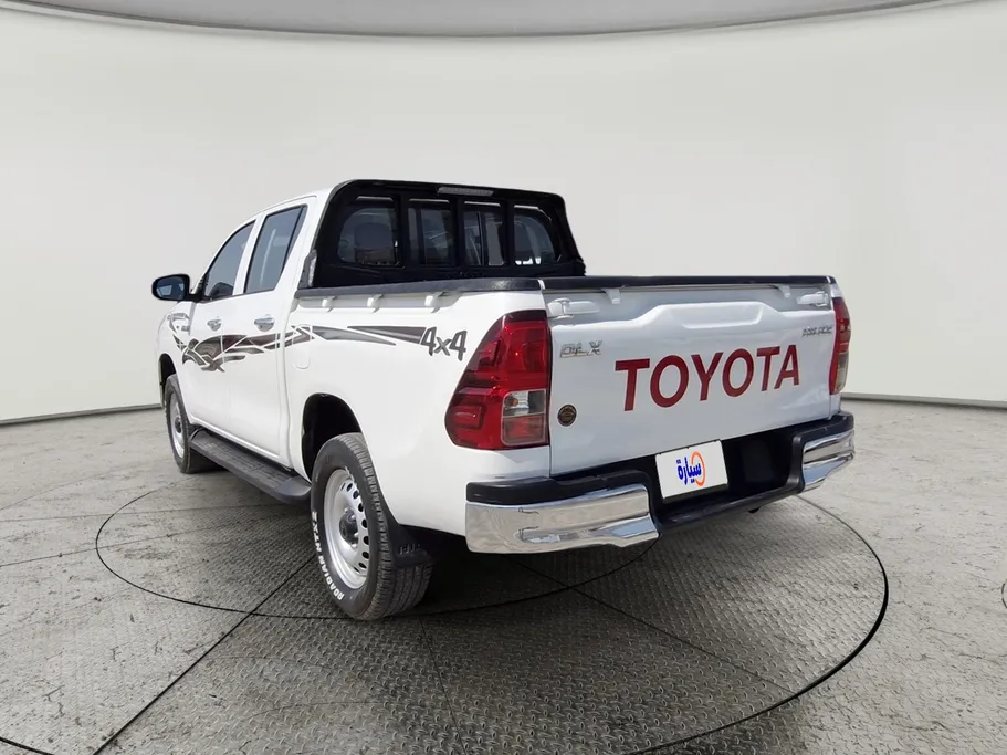 2022 Toyota Hilux DLX 