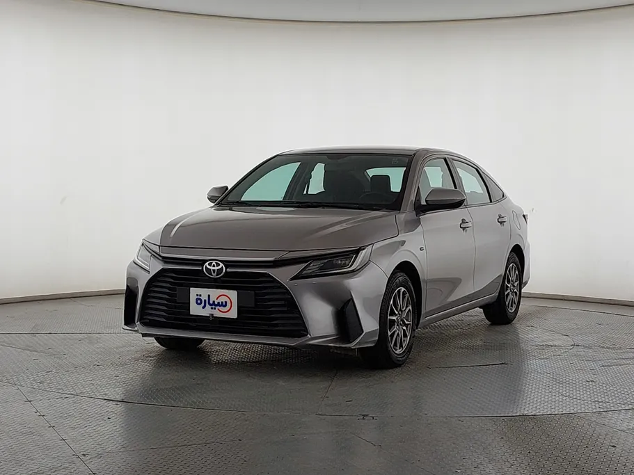 2023 Toyota Yaris  Y 