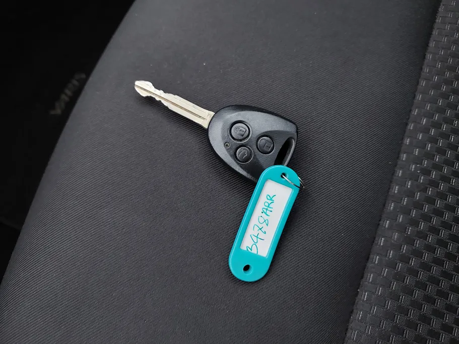 2023 Toyota Yaris  Y 
