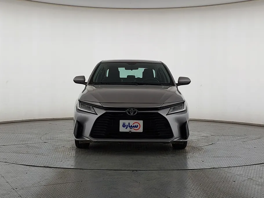 2023 Toyota Yaris  Y 