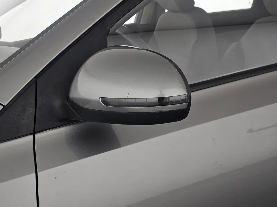2023 Kia Pegas LX 