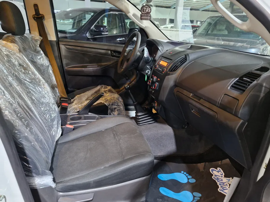 ايسوزو دي ماكس Double Cab 2023 