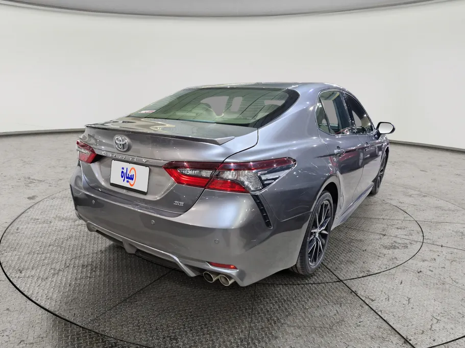 تويوتا كامري SE 2023 