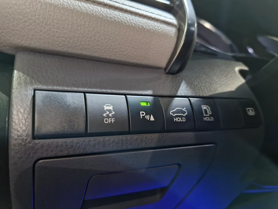 2023 Toyota Camry  SE 