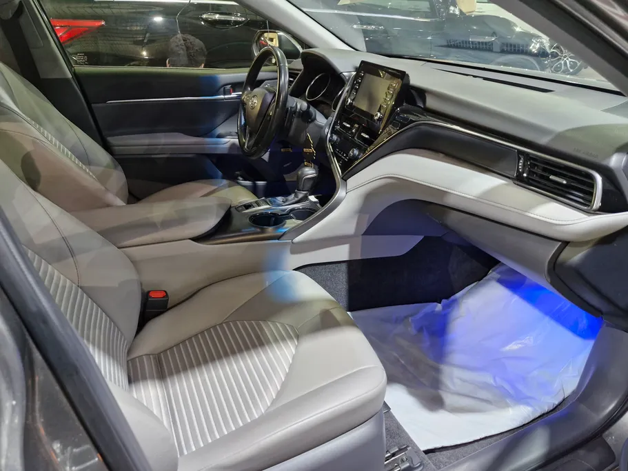 2023 Toyota Camry  SE 