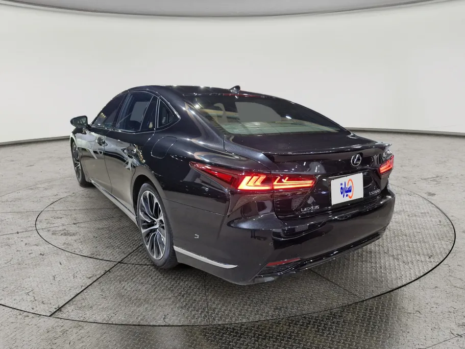 2023 Lexus LS 500 BH Hybrid 