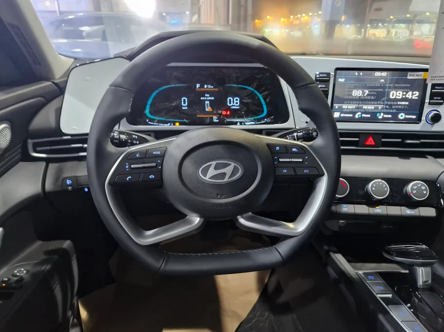 2025 Hyundai Elantra Comfort China 