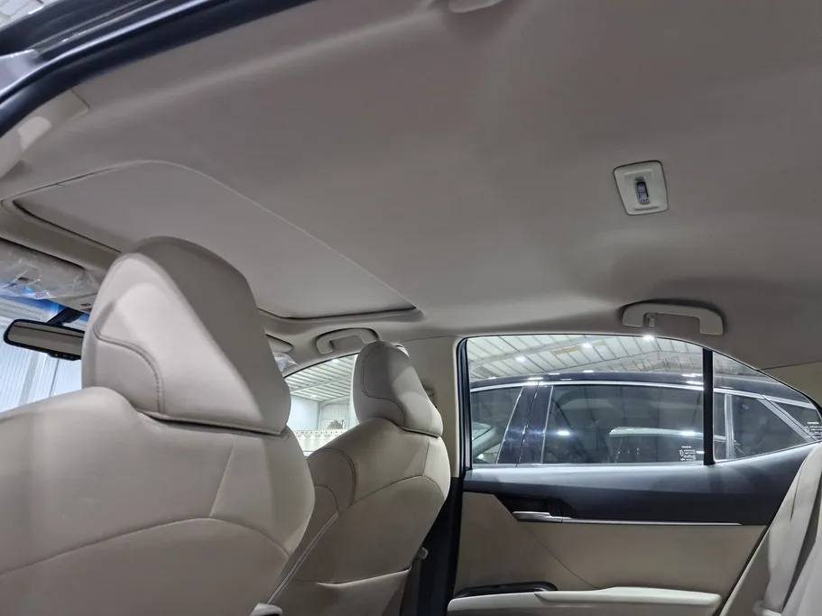 2024 Toyota Camry  GLE HEV  
