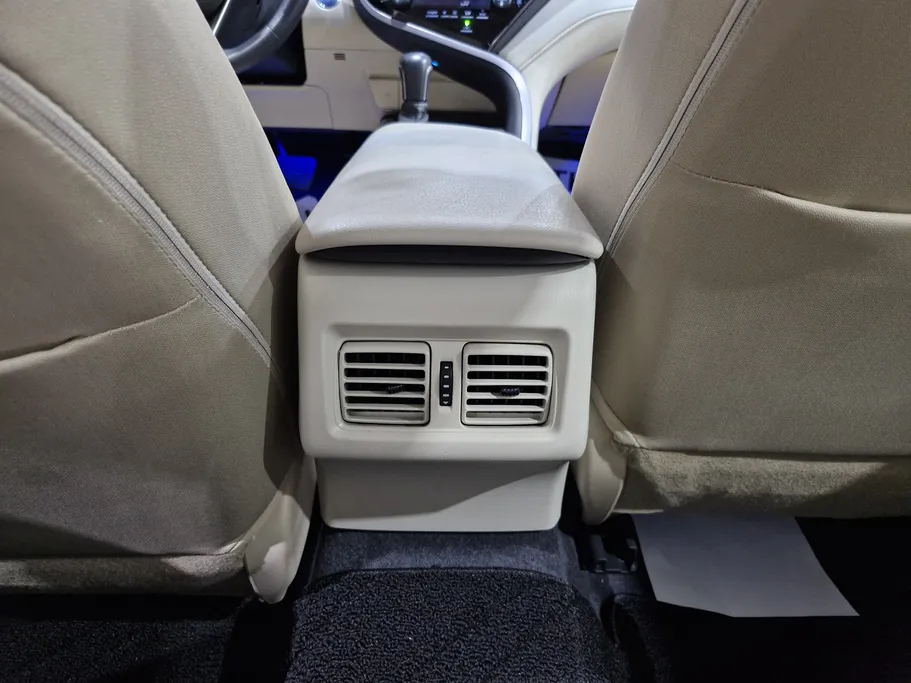 2024 Toyota Camry  GLE HEV  