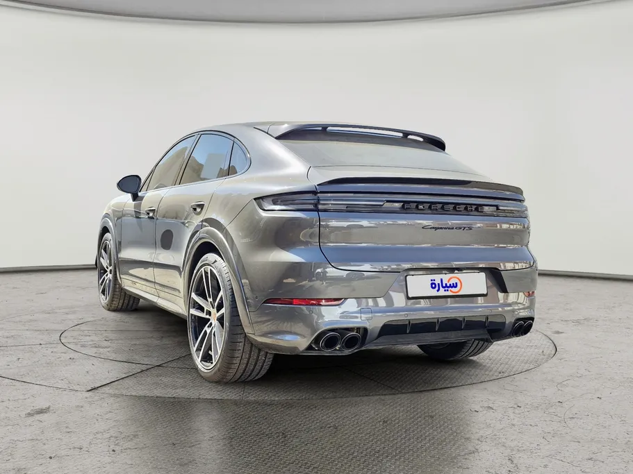 2025 Porsche Cayenne GTS 