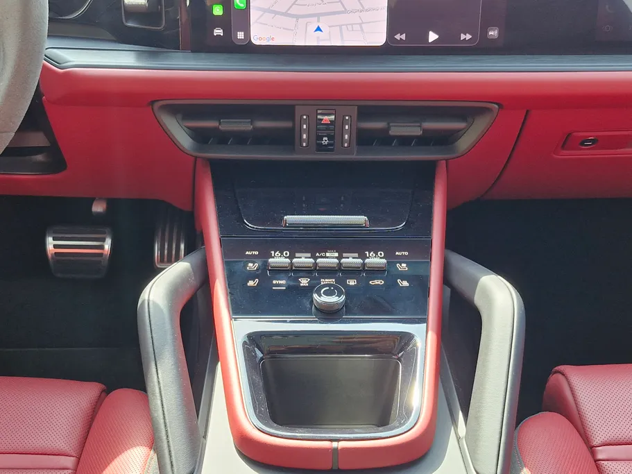 2025 Porsche Cayenne GTS 