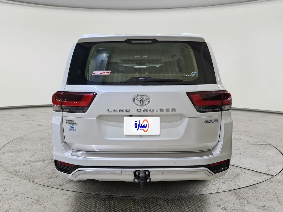 2023 Toyota Land Cruiser GXR3