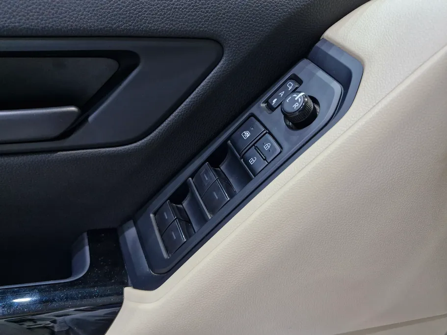 2023 Toyota Land Cruiser GXR3