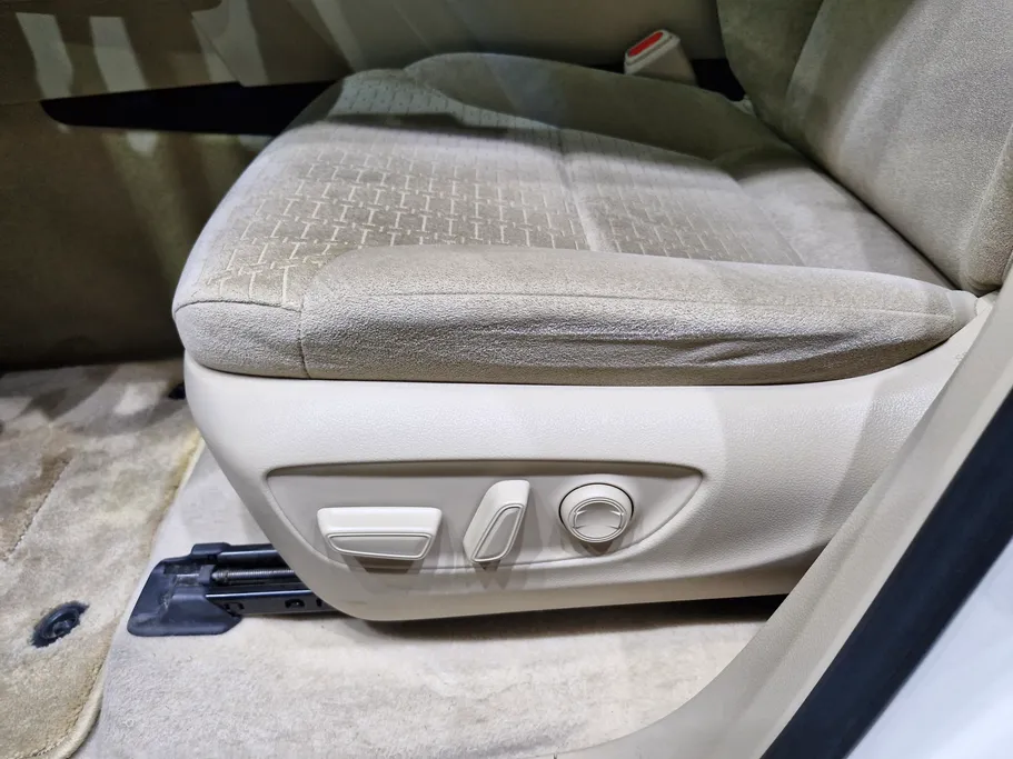 2023 Toyota Land Cruiser GXR3