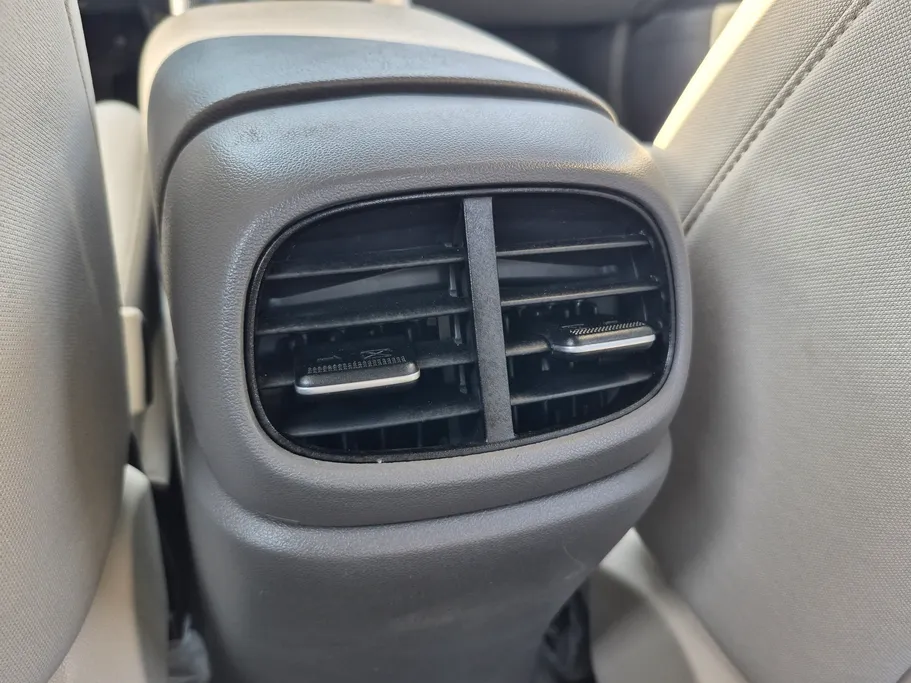 2023 Hyundai Elantra Smart 