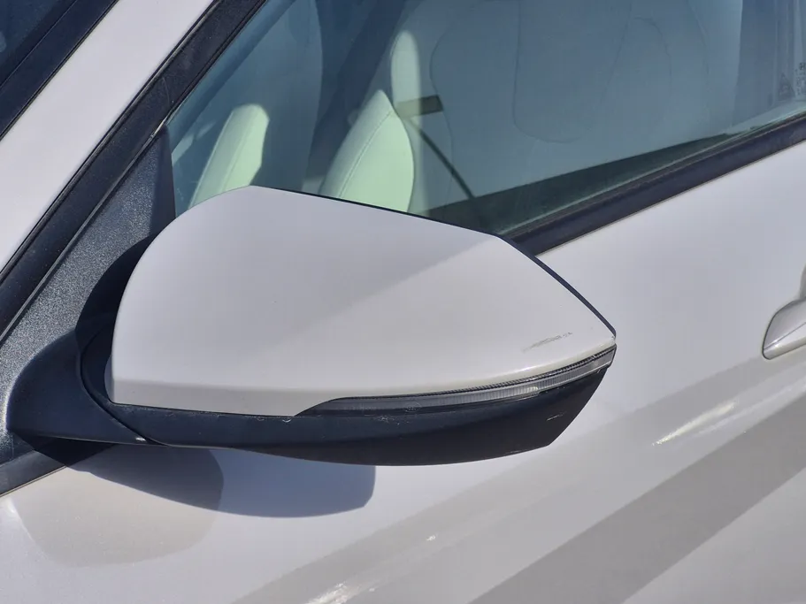 2023 Hyundai Elantra Smart 