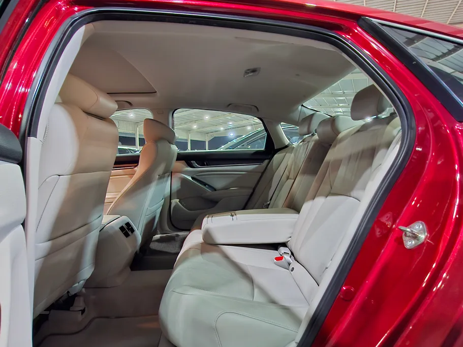 2020 Honda Accord EX 