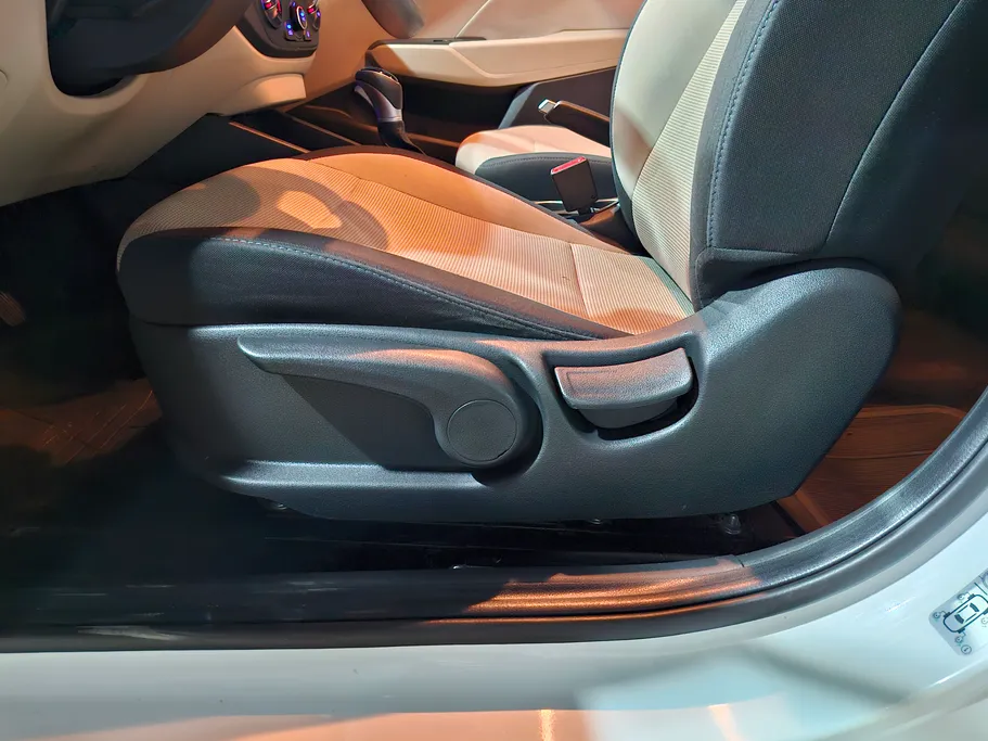 هيونداي اكسنت سمارت 2023 