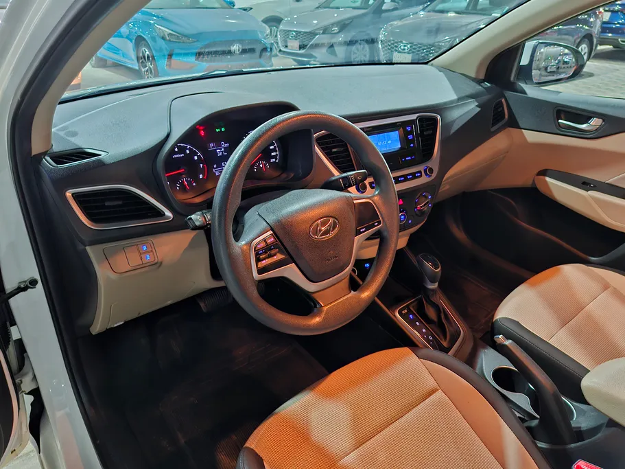 هيونداي اكسنت سمارت 2023 