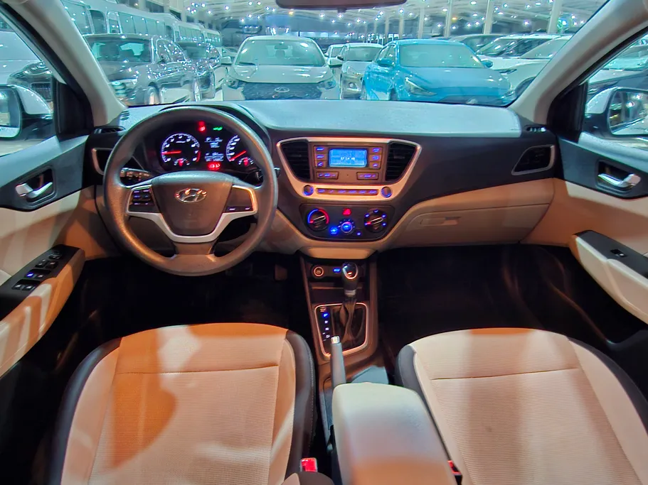 هيونداي اكسنت سمارت 2023 