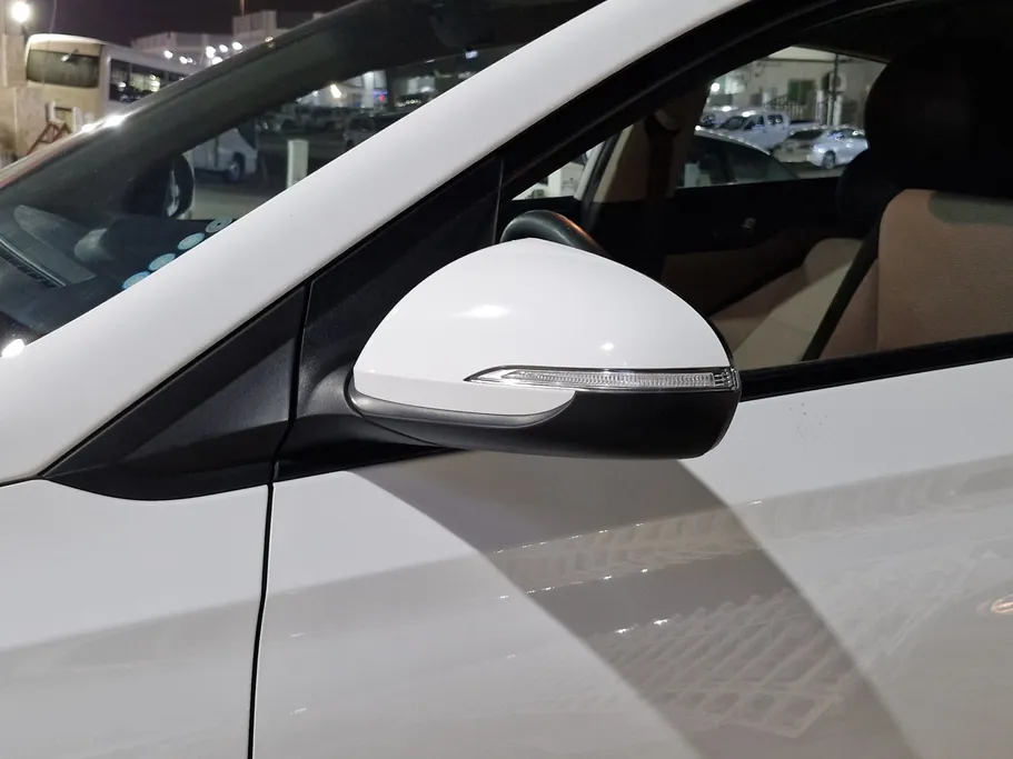 هيونداي اكسنت سمارت 2023 