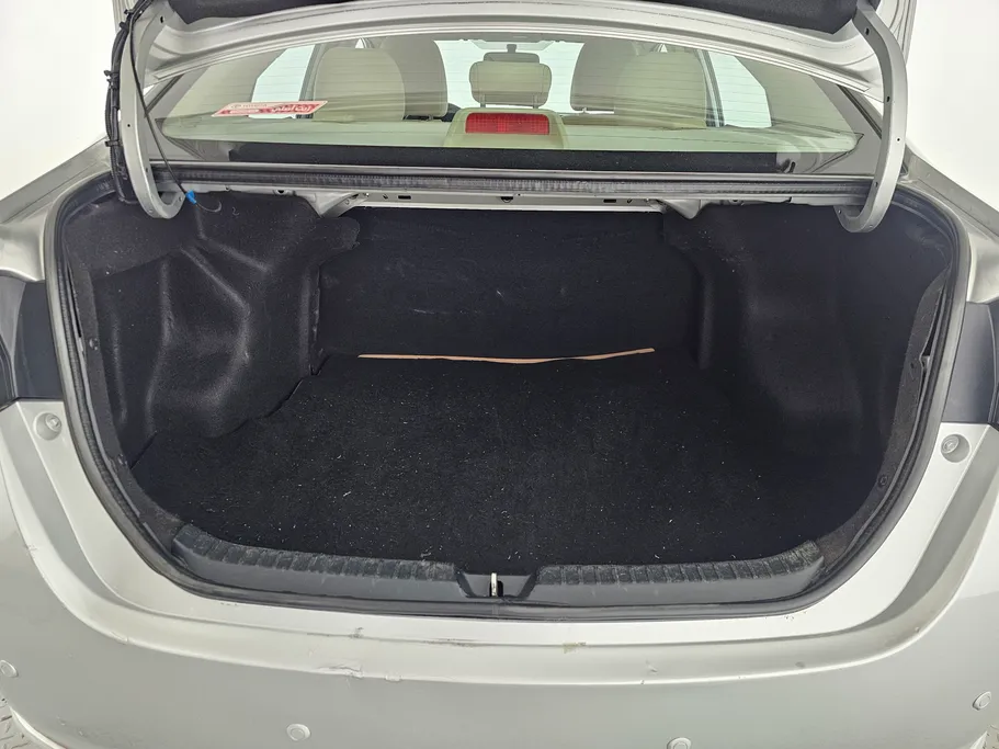 2022 Toyota Yaris  Y 