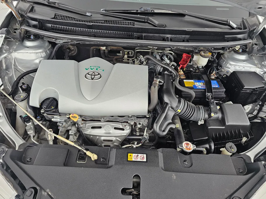 2022 Toyota Yaris  Y 