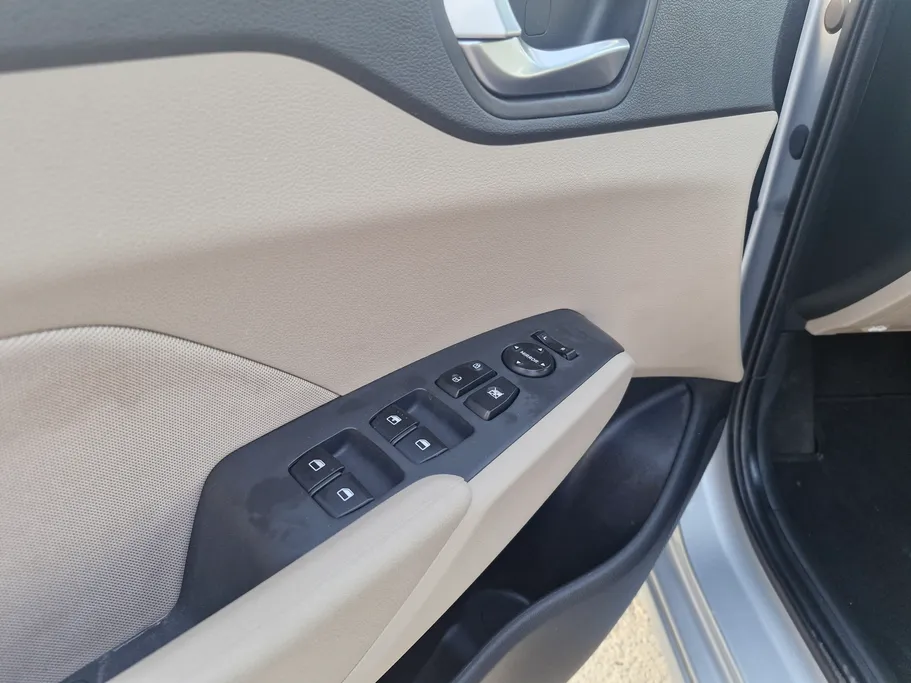 2023 Hyundai Accent Smart 