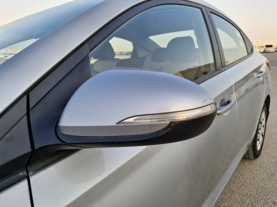 2023 Hyundai Accent Smart 