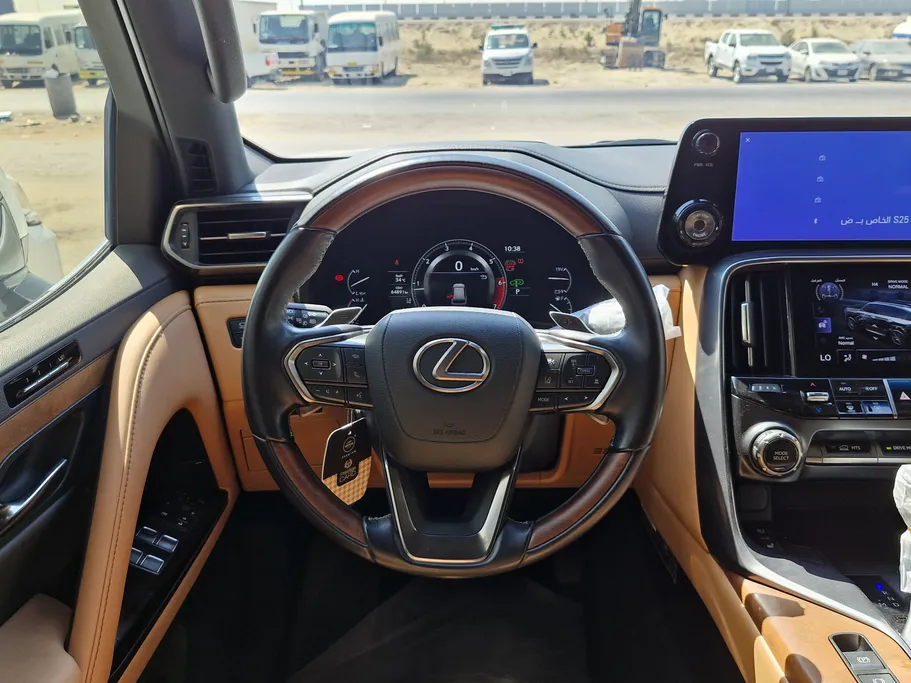 2024 Lexus LX 600 