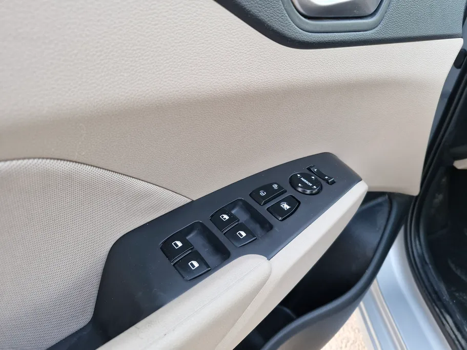 2023 Hyundai Accent Smart 