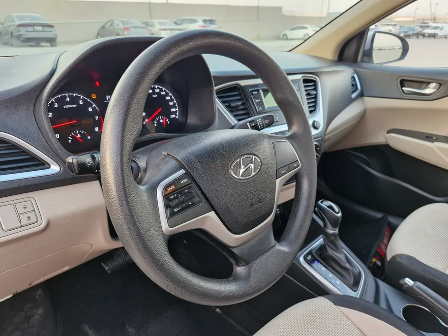 2023 Hyundai Accent Smart 